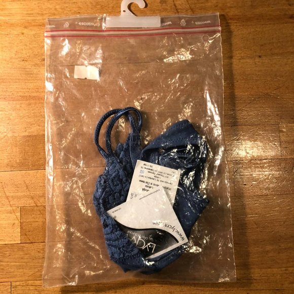 Lauma European Women's thongs Blue Strings Lycra Size Small - Picture 5 of 11